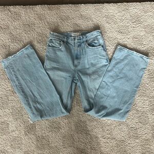 Abercrombie & Fitch High Rise Loose Jean